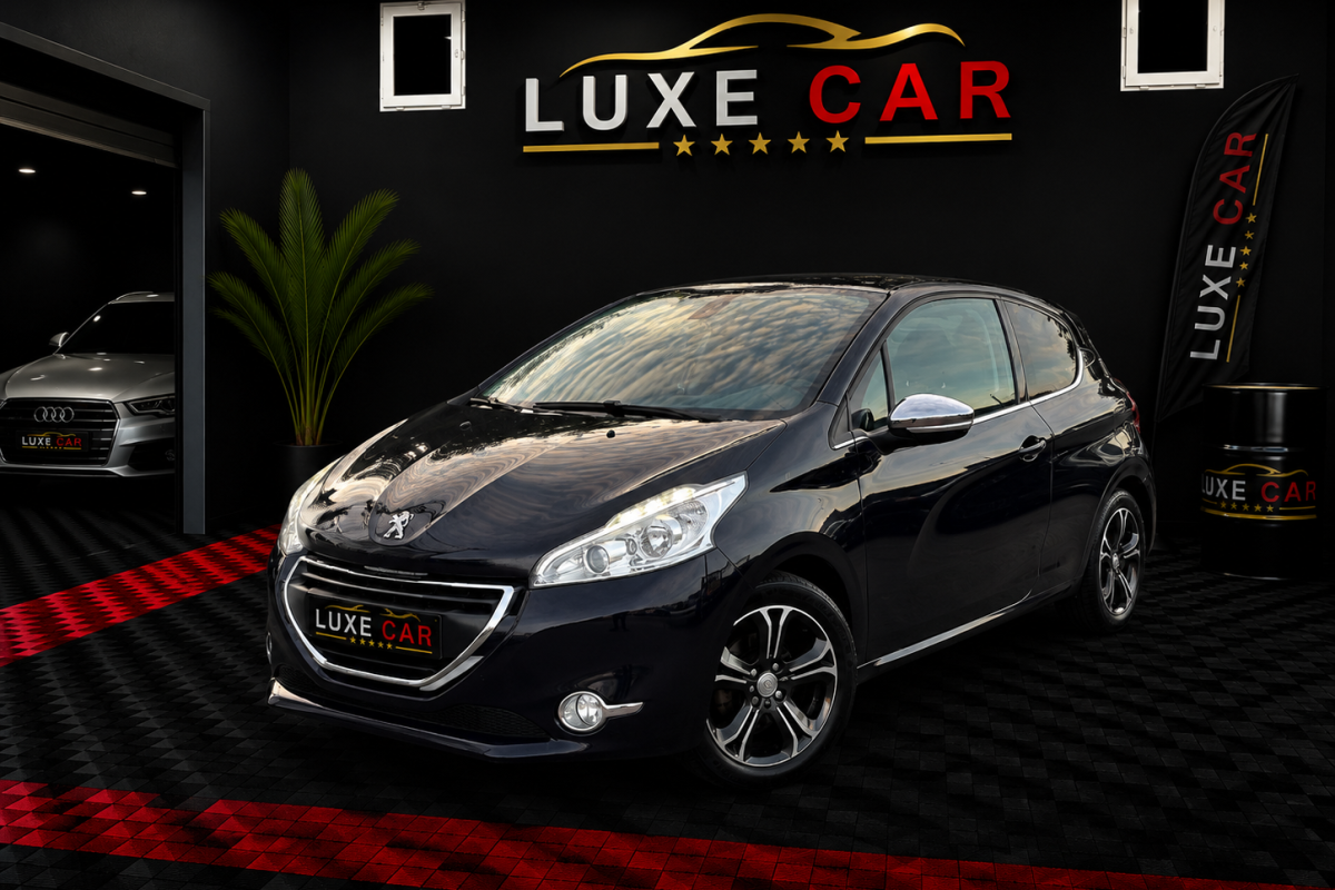 PEUGEOT 208 l 1,6 E-HDI 92 CV ALLURE + TOIT PANO